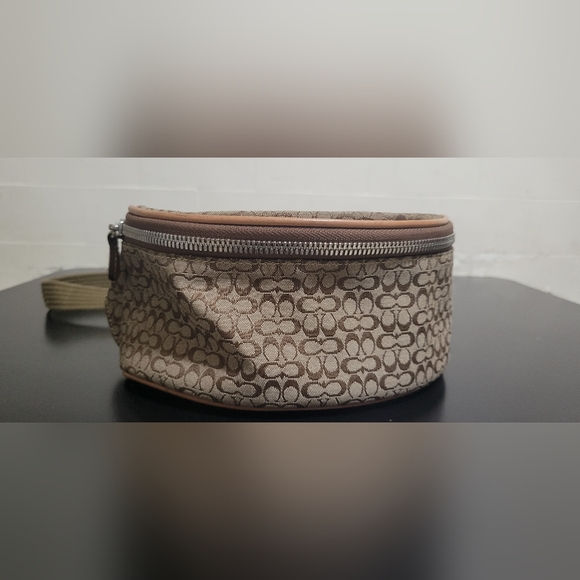 Signature Coach Belt Bag/Fanny Pack - Picture 14 of 15